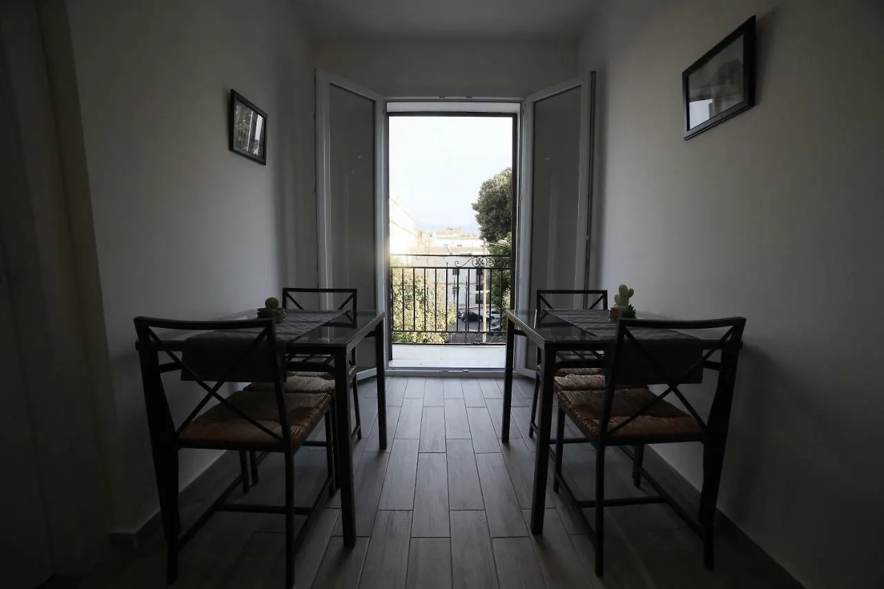 Cavour37 Rooms Palermo 0*,